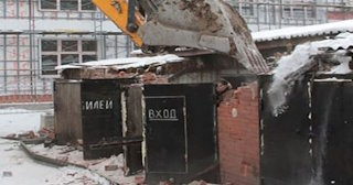 Снос гаража и вывоз мусора в Искитиме - Быстро и качественно от Сварной-Скм от 2111 рублей