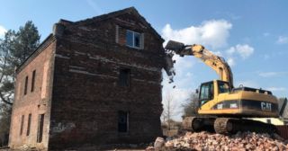 Демонтаж кирпичного дома Искитим, цена от 3009 руб.
