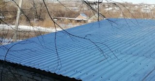 Демонтаж поликарбоната с крыши в Искитиме - услуги по доступной цене от 634 рублей
