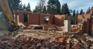 Демонтаж 1 этажного дома Искитим, цена от 1637 руб.