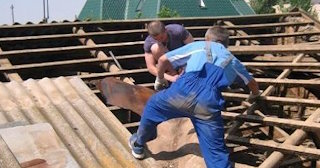 Демонтаж крыши в Искитиме - стоимость работ от 739 рублей за м2